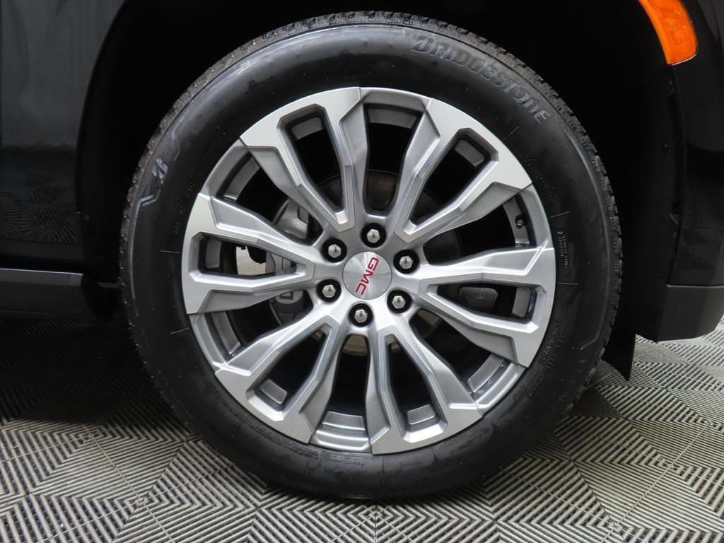 Used 2023 GMC Yukon Denali image 7