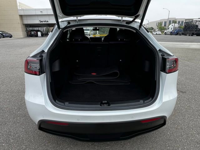 Used 2022 Tesla Model Y Performance AWD/4WD image 27