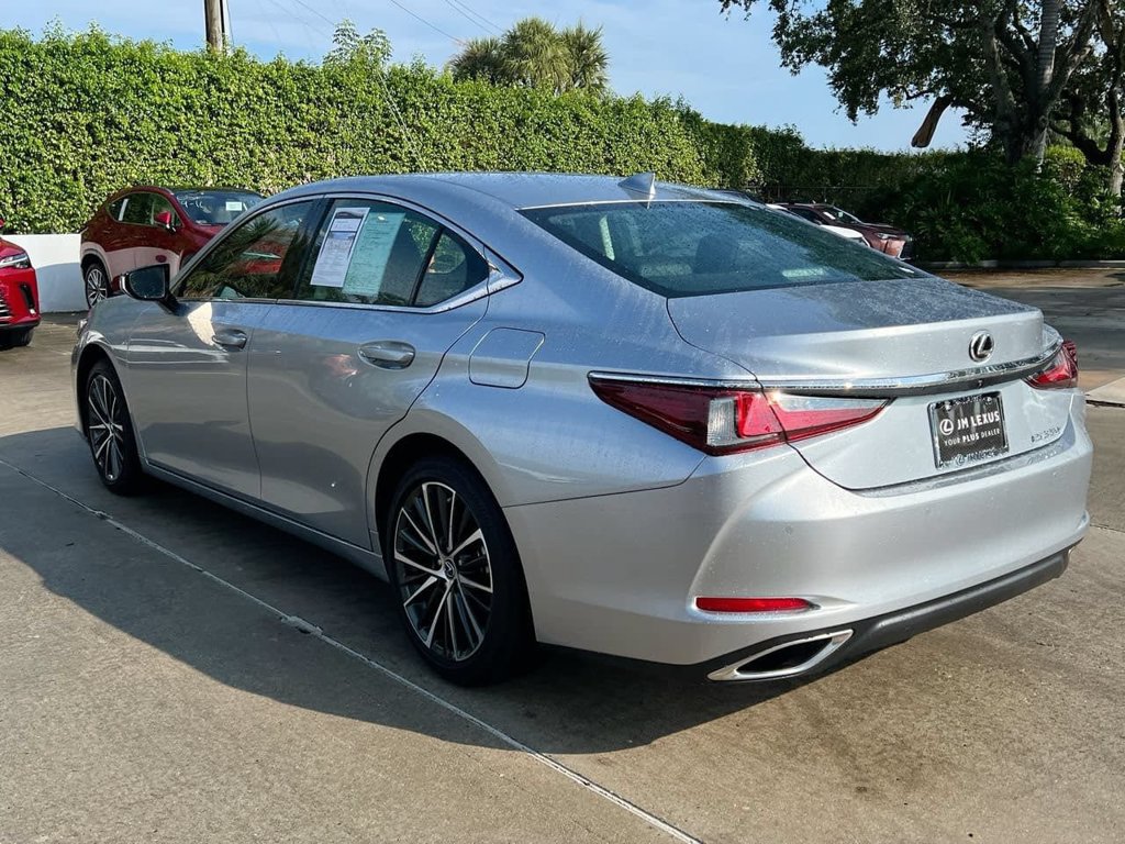 Certified 2025 Lexus ES 350 w/ Premium Package FWD image 5