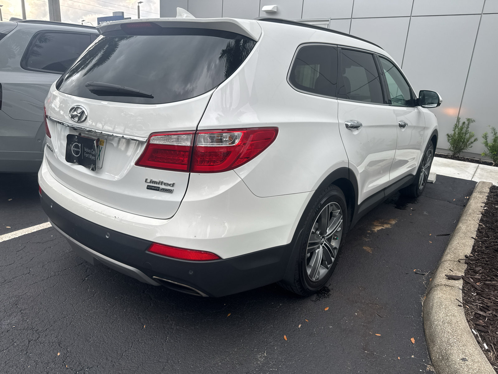 Used 2016 Hyundai Santa Fe Limited w/ Option Group 04 AWD/4WD image 6