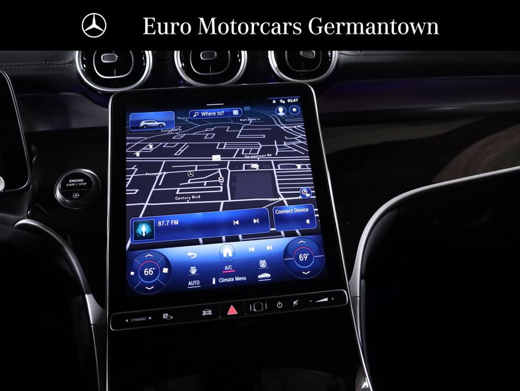 Used 2024 Mercedes-Benz GLC 300 4MATIC image 28