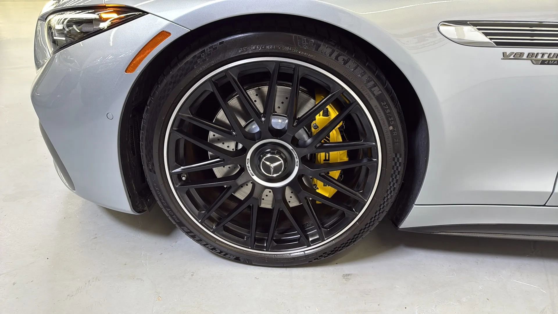 Used 2022 Mercedes-Benz SL 63 AMG 4MATIC image 36