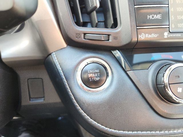 Used 2018 Toyota RAV4 XLE image 29