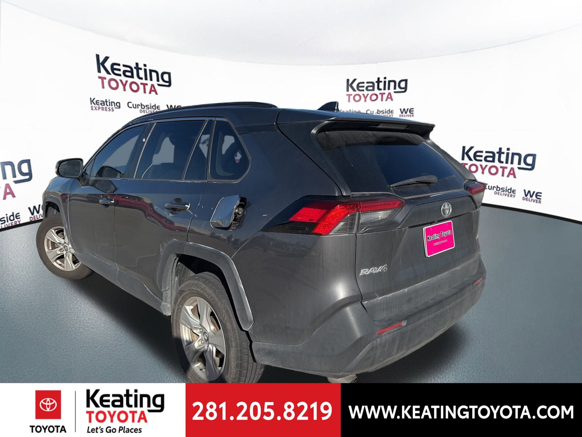 Used 2019 Toyota RAV4 XLE image 5