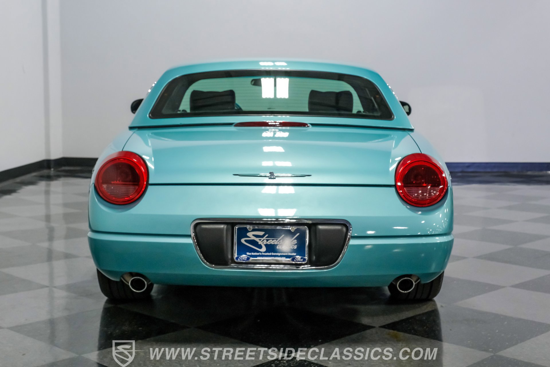 Used 2002 Ford Thunderbird RWD image 10