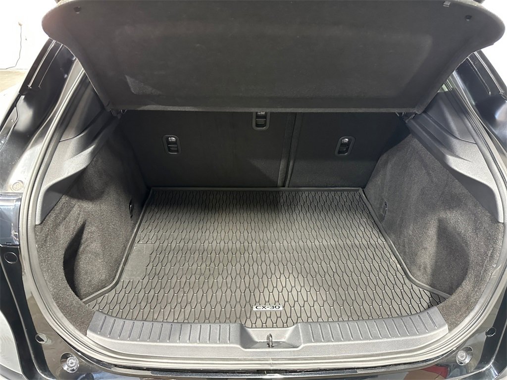 Used 2023 MAZDA CX-30 AWD 2.5 S w/ Premium Package image 16