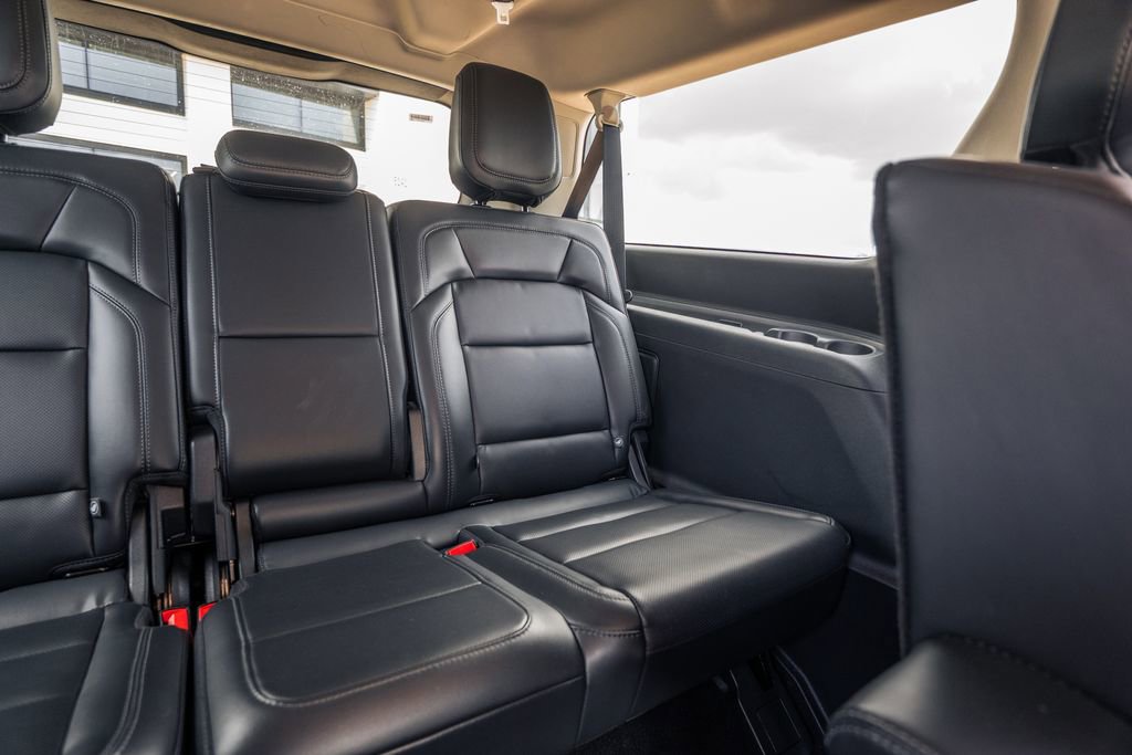 Used 2025 Lincoln Navigator L Reserve image 39