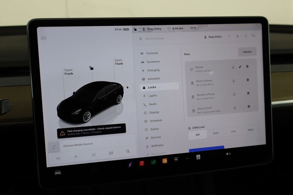 Used 2023 Tesla Model 3 Standard Range image 32