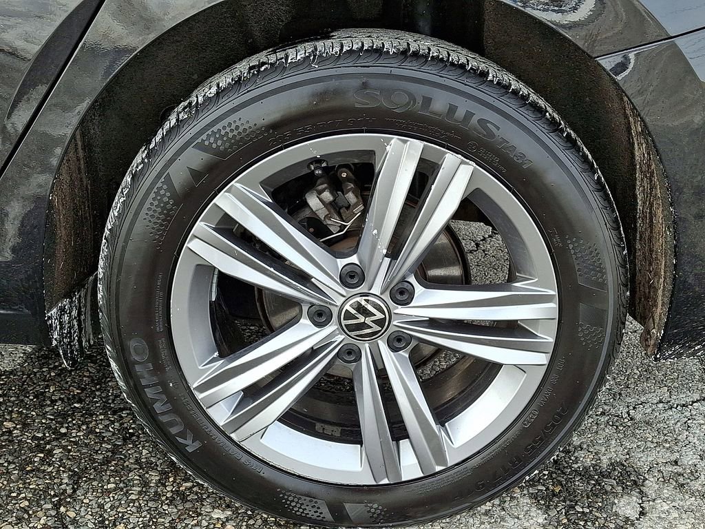 Used 2024 Volkswagen Jetta SE image 8