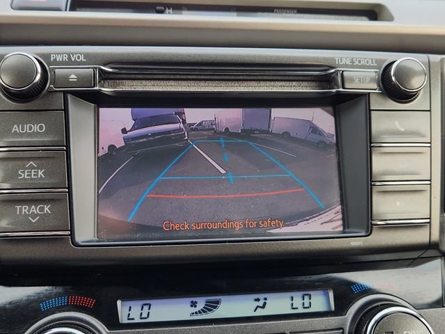 Used 2013 Toyota RAV4 XLE AWD/4WD image 42