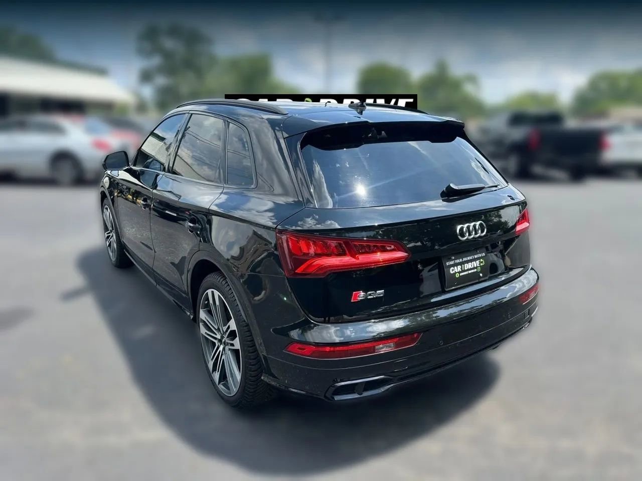 Used 2020 Audi SQ5 Prestige w/ Prestige Package image 6