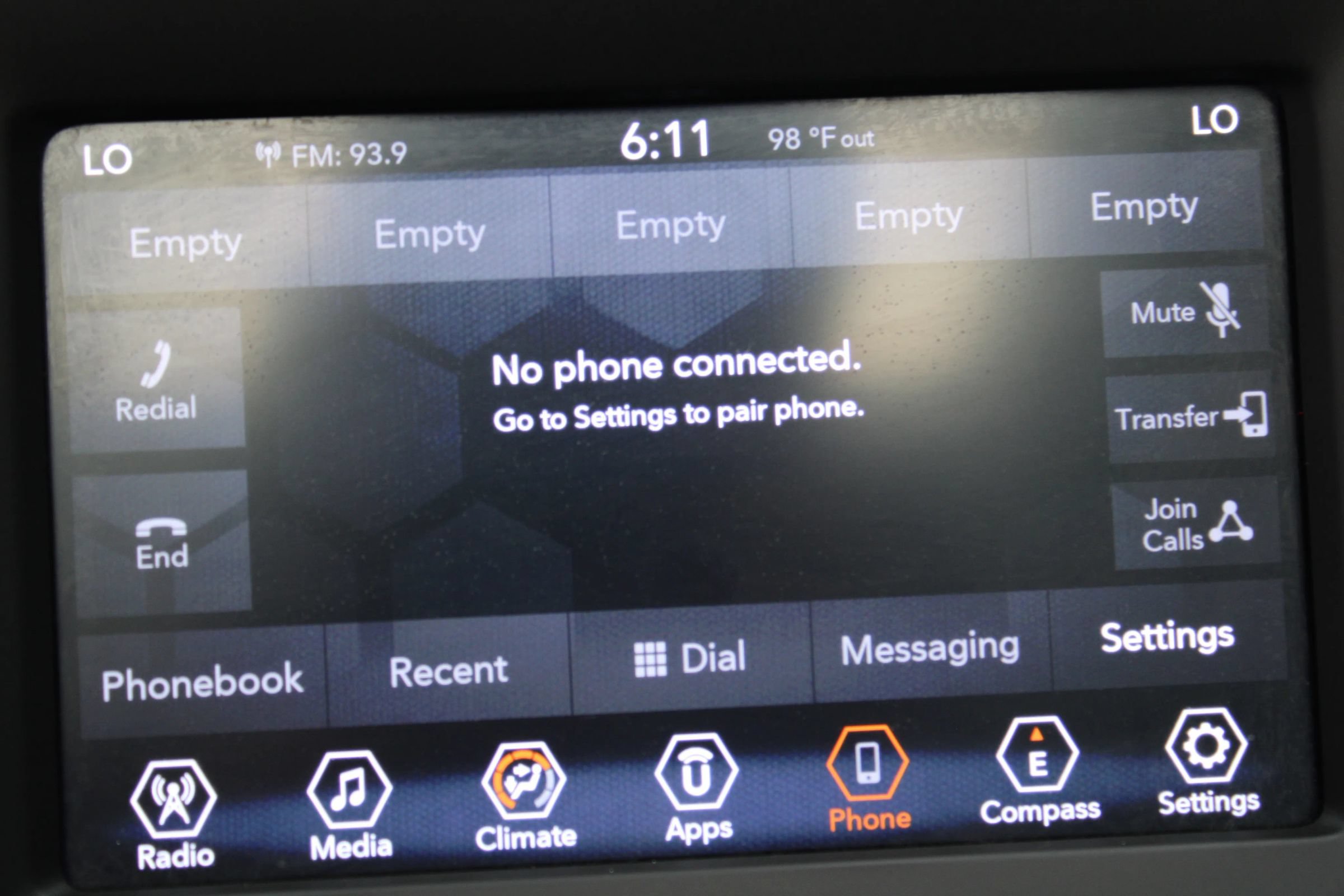 Used 2019 Jeep Compass Latitude FWD image 8