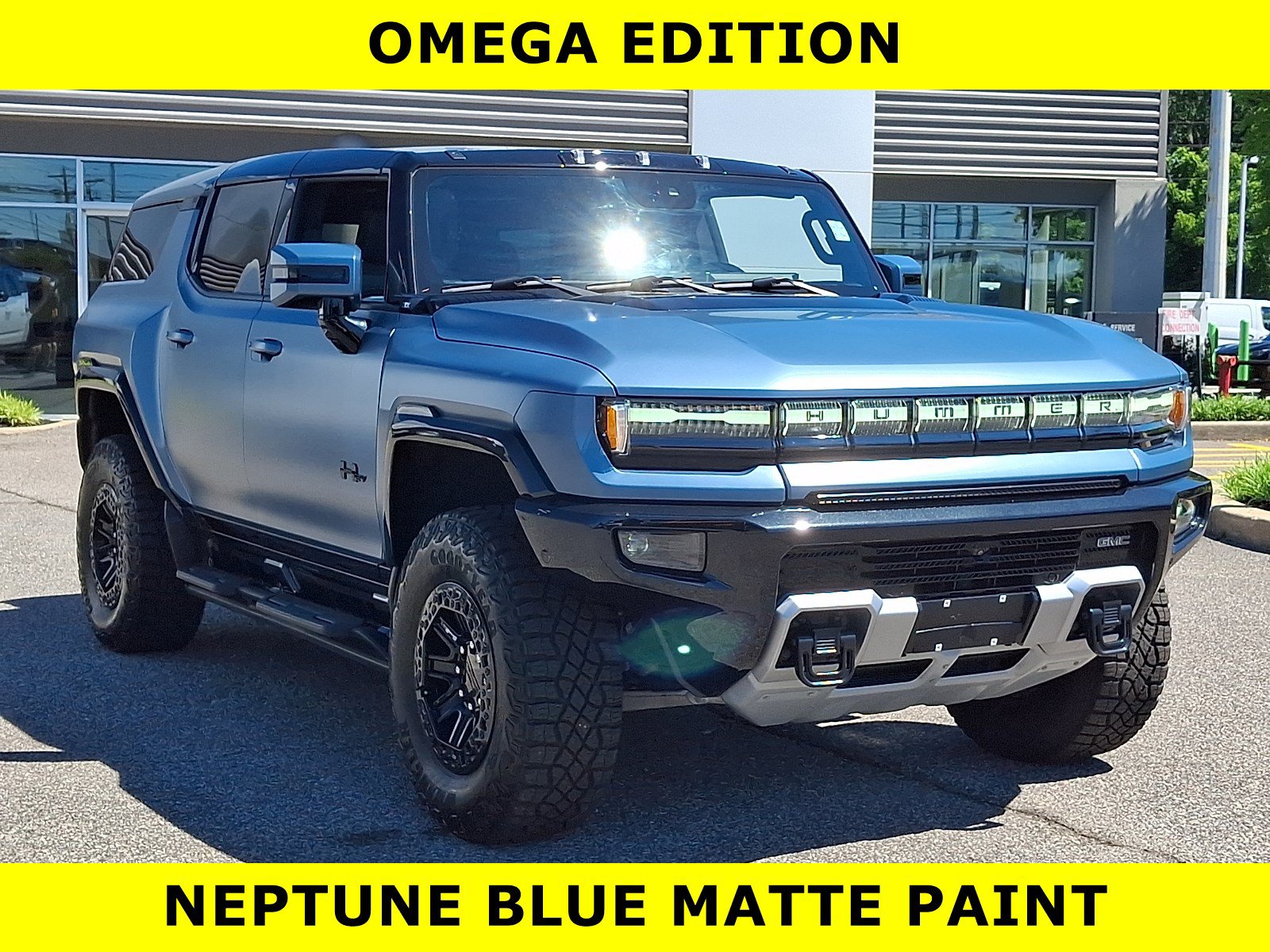 Used 2024 GMC Hummer EV 3X w/ Omega Edition AWD/4WD image 2