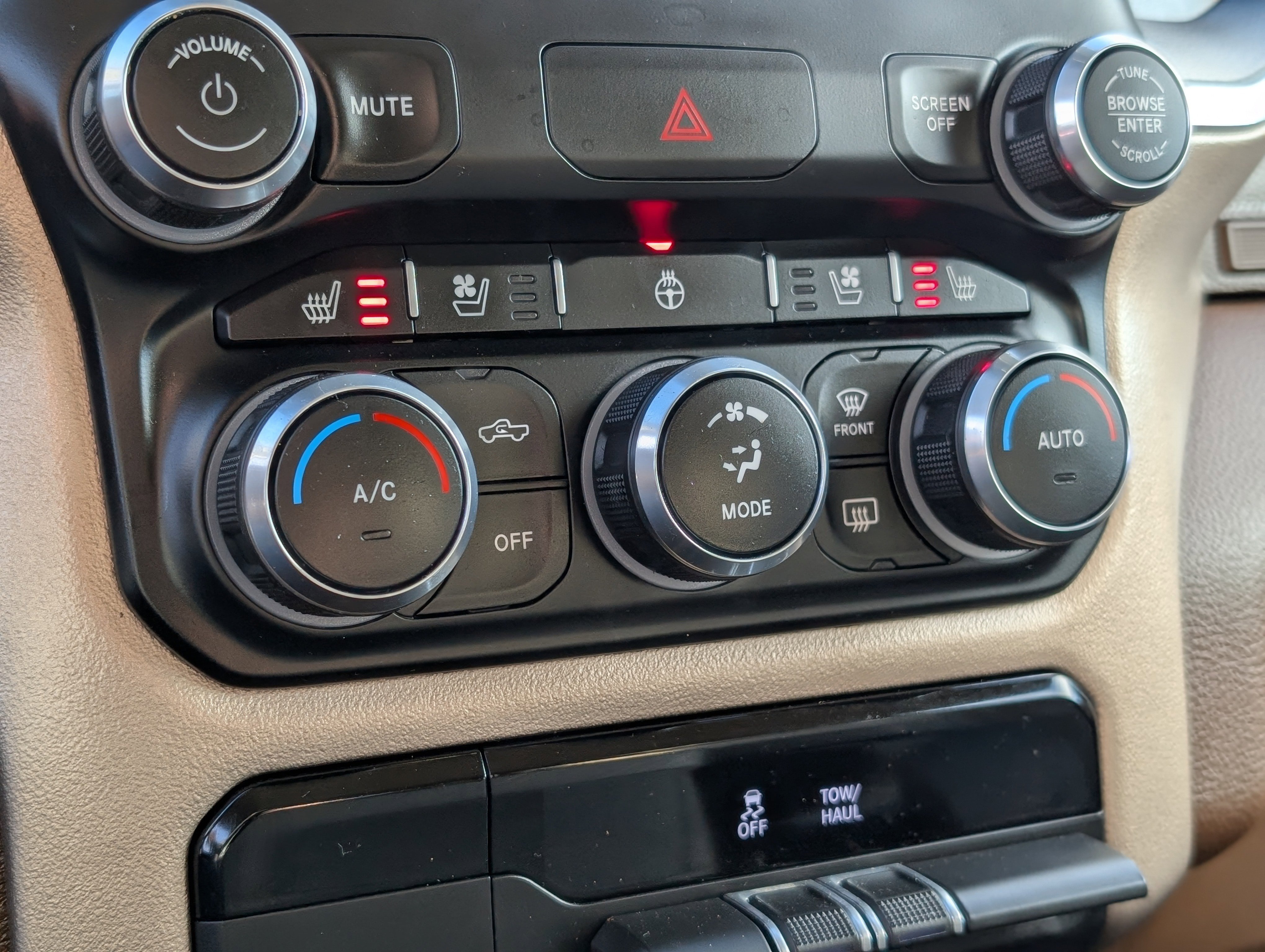 Used 2021 RAM 1500 Laramie image 24