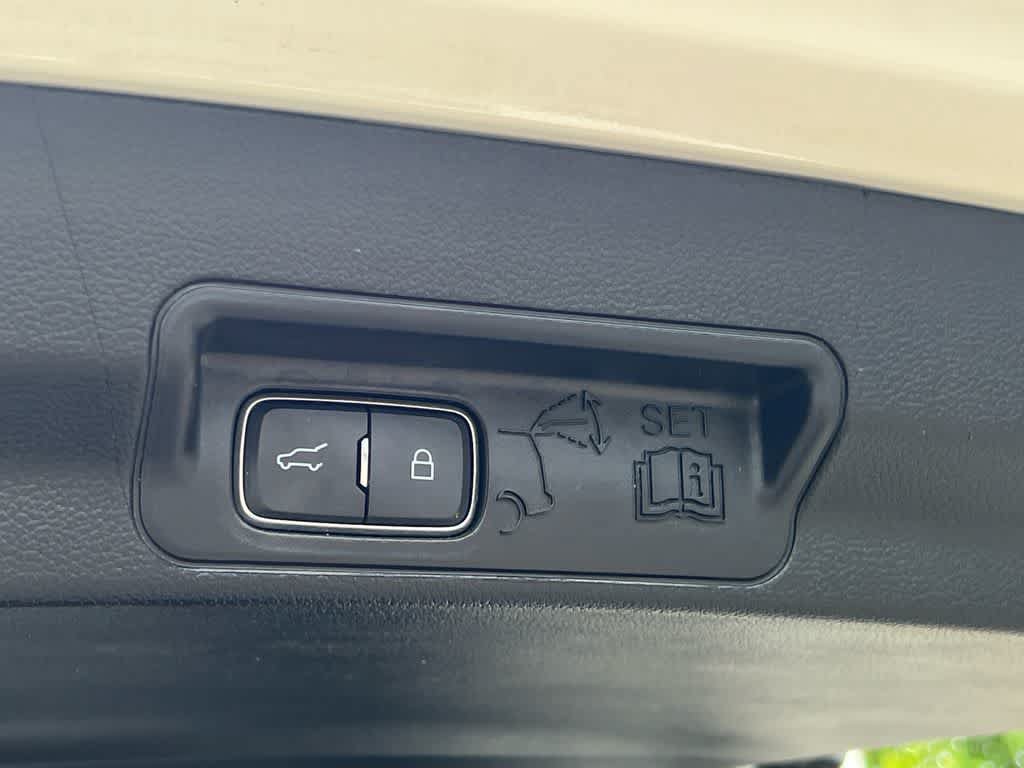 Certified 2021 Ford Explorer ST w/ Equipment Group 401A AWD/4WD image 19