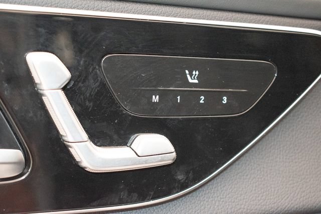 Used 2023 Mercedes-Benz GLC 300 4MATIC w/ AMG Line image 21