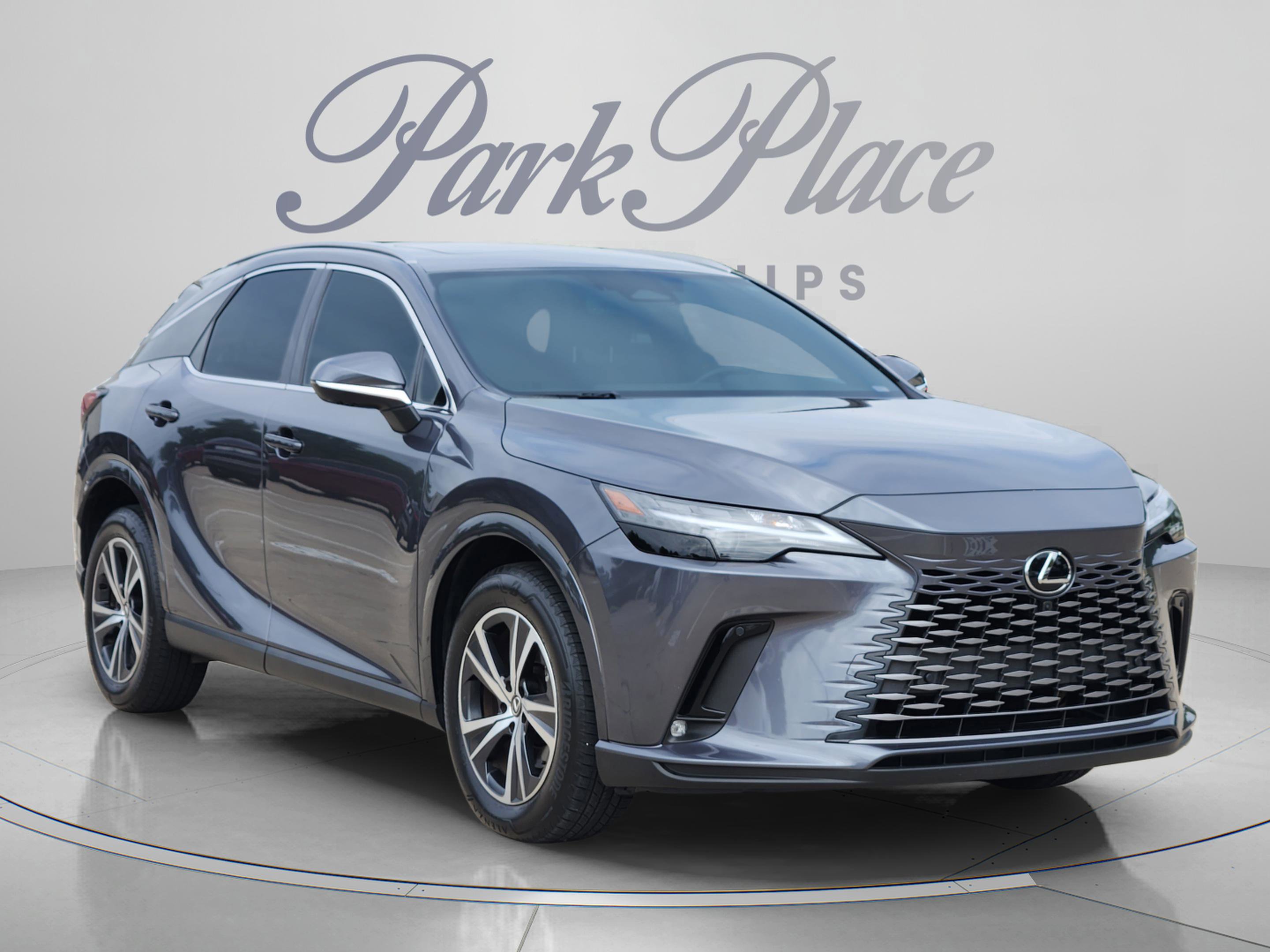 Certified 2025 Lexus RX 350 Premium w/ Accessory Package (Z1) FWD image 4