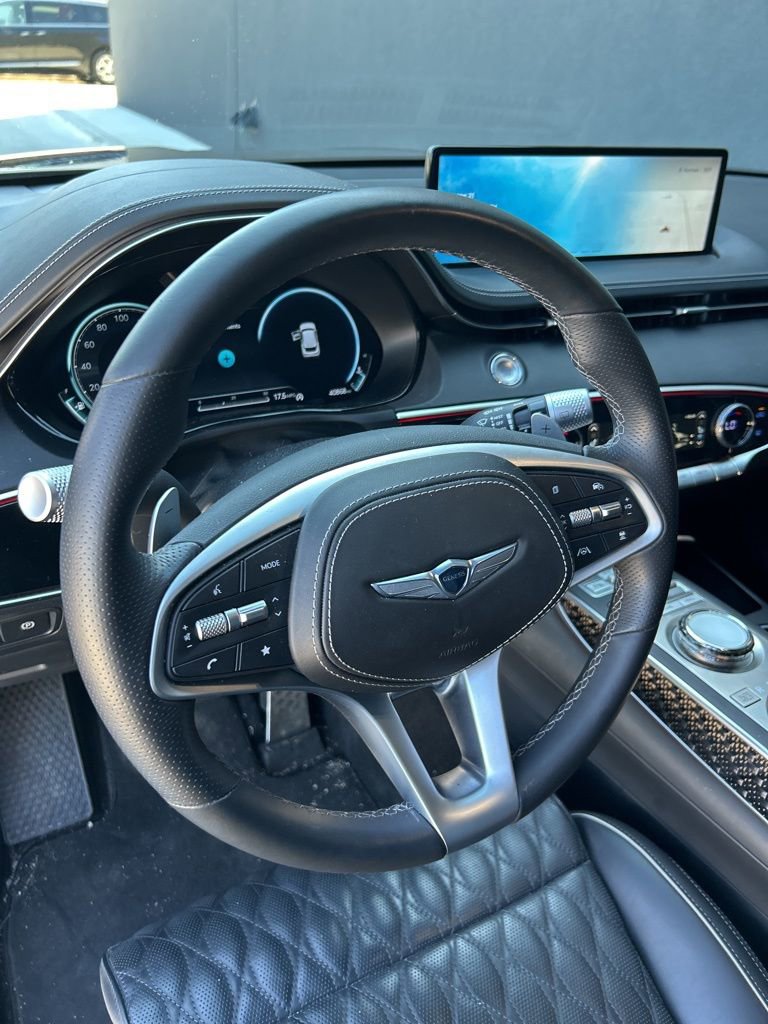 Used 2023 Genesis GV70 3.5T Sport w/ Sport Prestige Package image 9
