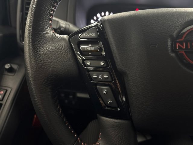Used 2024 Nissan Frontier PRO-4X w/ Technology Package AWD/4WD image 16