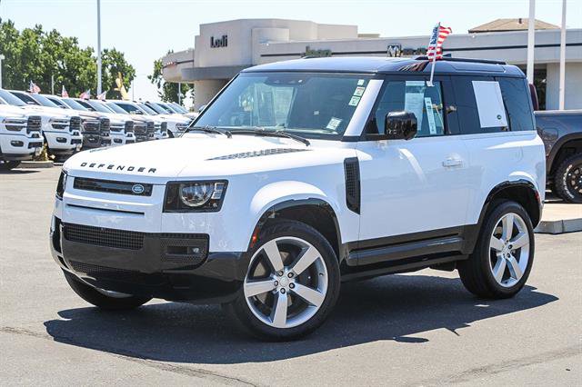 Used 2024 Land Rover Defender 90 X-Dynamic SE