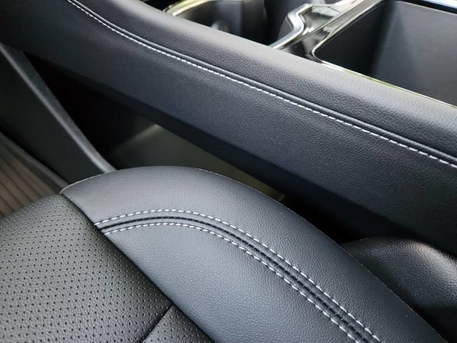 New 2026 Chevrolet Traverse LT w/ Driver Confidence Package FWD image 32