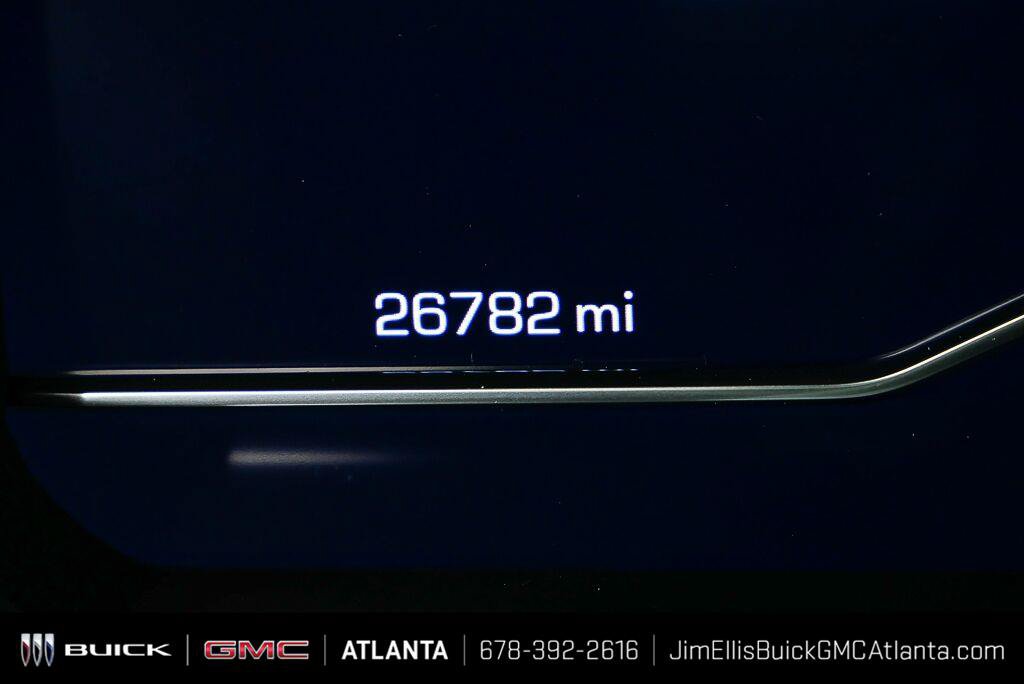 Used 2025 GMC Sierra 1500 Denali w/ Technology Package AWD/4WD image 9