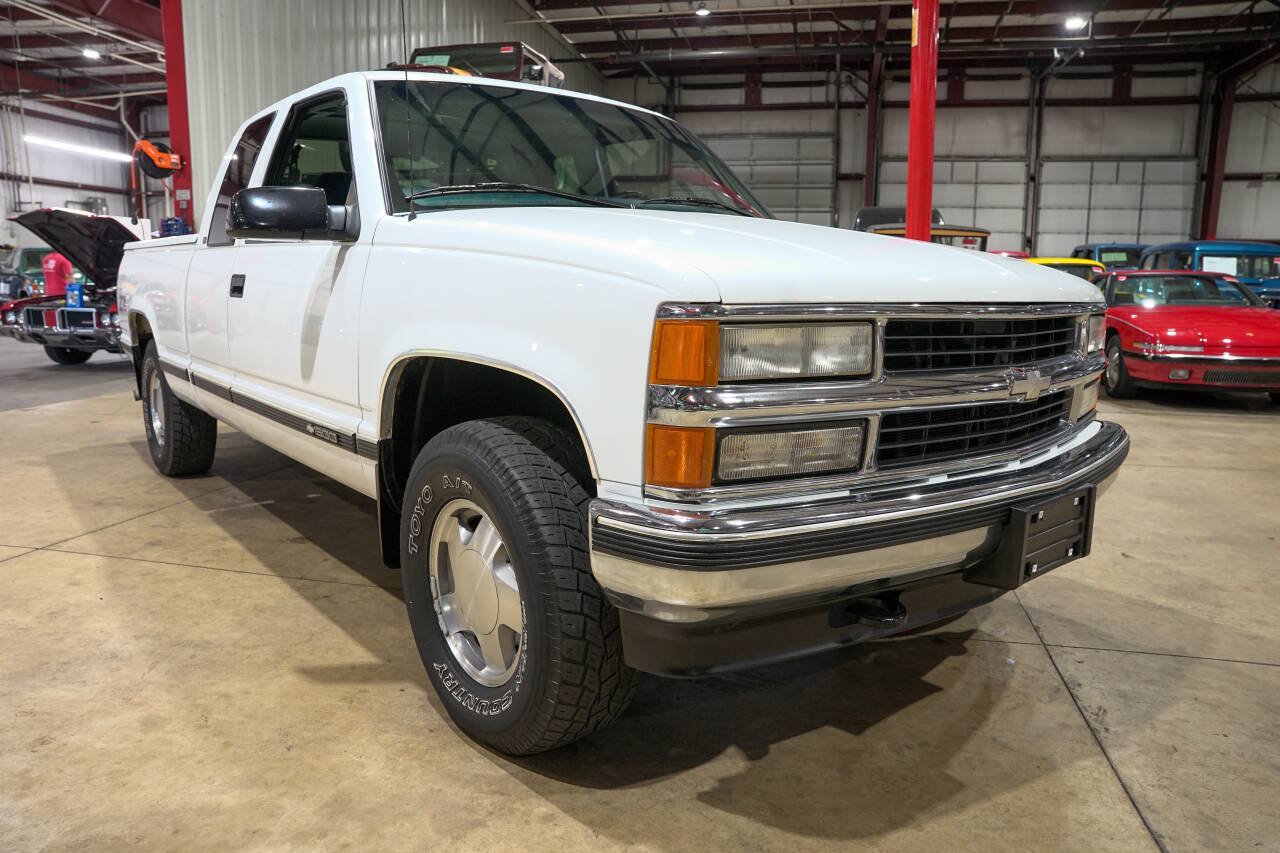Used 1998 Chevrolet Silverado 1500 4x4 Extended Cab w/ Preferred Equipment Group 2 image 12