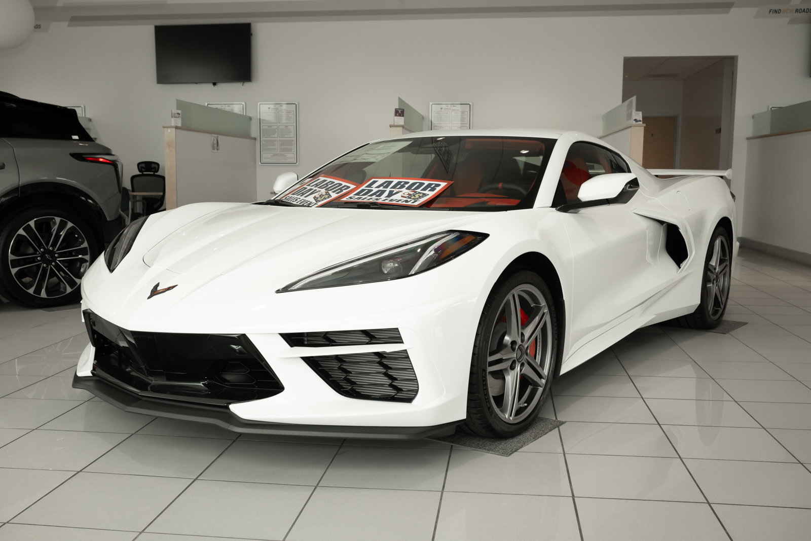 New 2026 Chevrolet Corvette Stingray Premium Cpe w/ Z51 Performance Package image 5