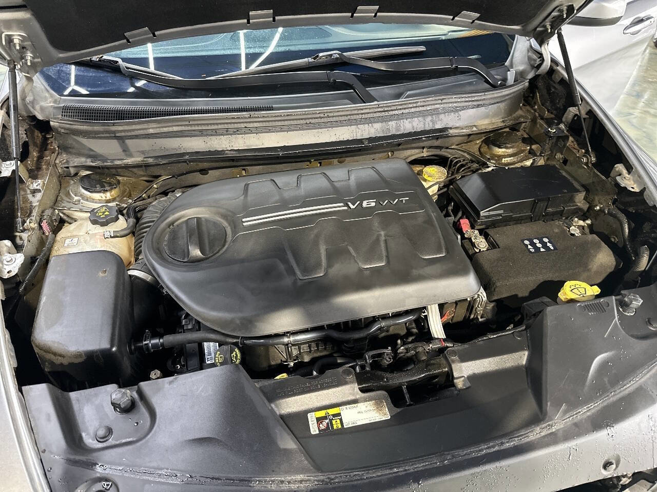 Used 2015 Jeep Cherokee Latitude w/ Comfort/Convenience Group image 27