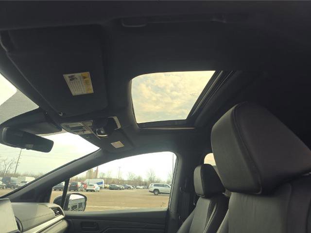 Used 2025 Honda Odyssey Sport-L image 11