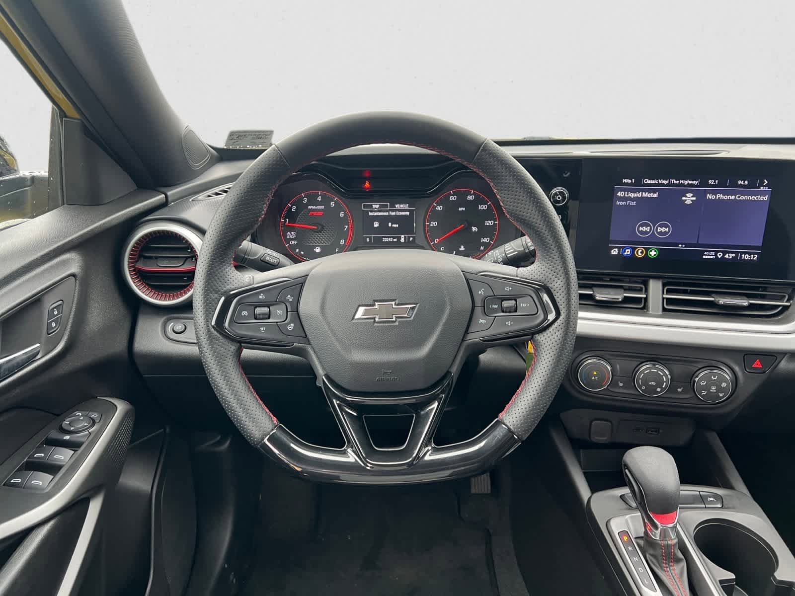 Used 2024 Chevrolet Trax RS w/ Sunroof Package image 13