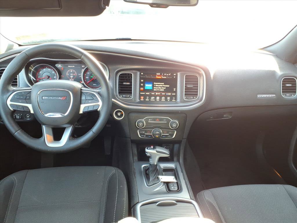 Used 2016 Dodge Charger SXT image 7