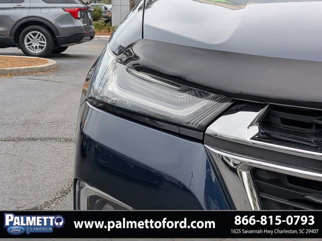 Used 2023 Chevrolet Traverse LS FWD image 10
