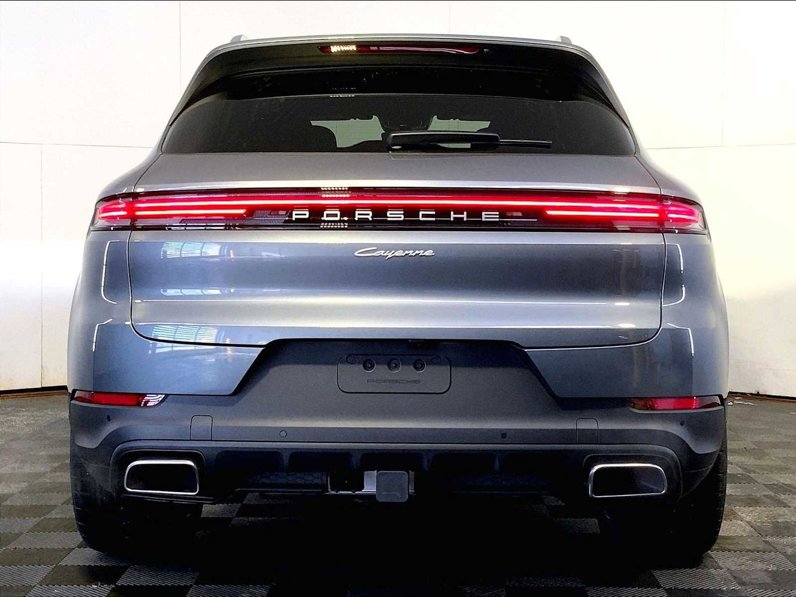 New 2026 Porsche Cayenne image 6