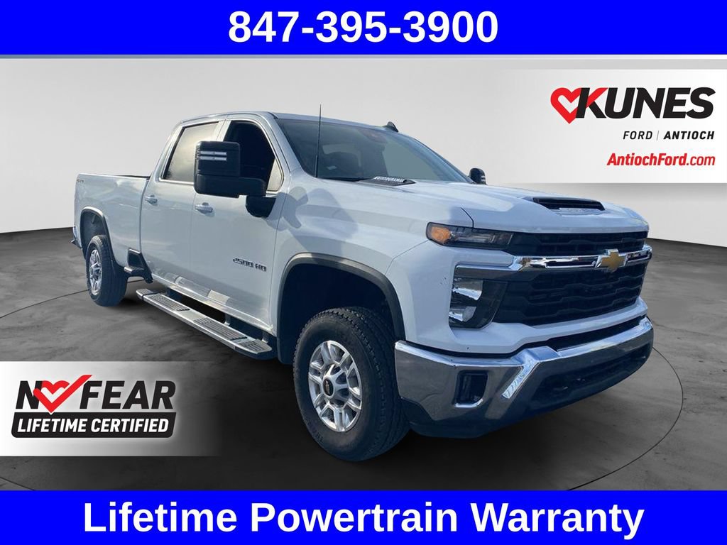 Used 2025 Chevrolet Silverado 2500 LT w/ Convenience Package AWD/4WD image 2