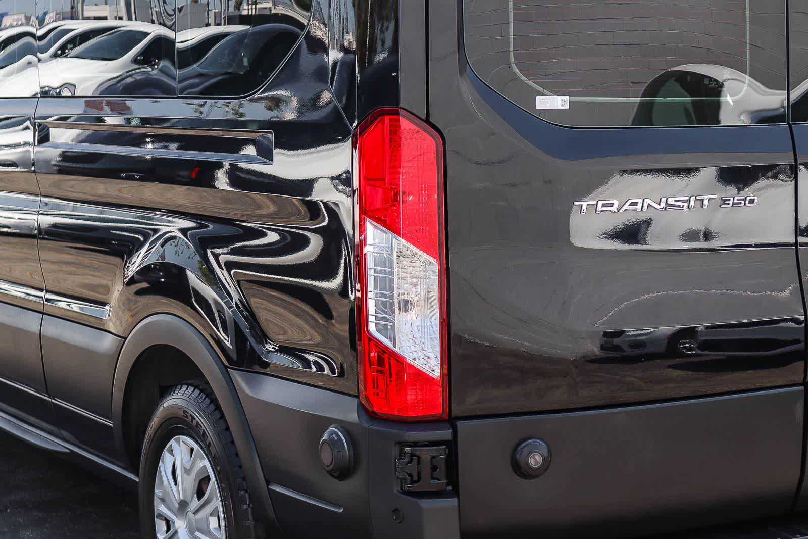 Used 2020 Ford Transit 350 XLT RWD image 7