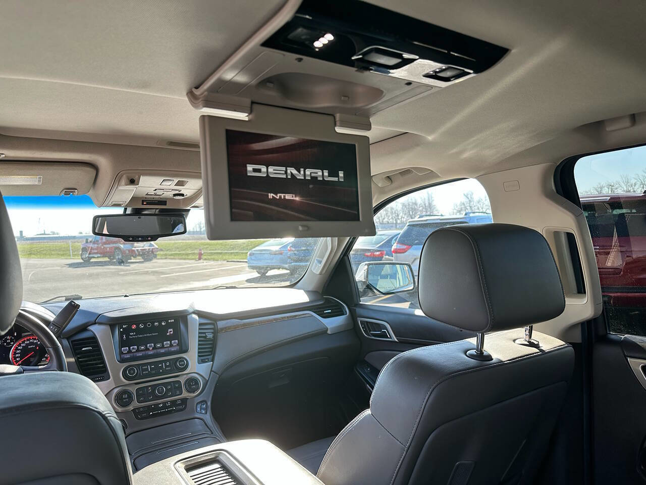 Used 2016 GMC Yukon Denali w/ Open Road Package image 15