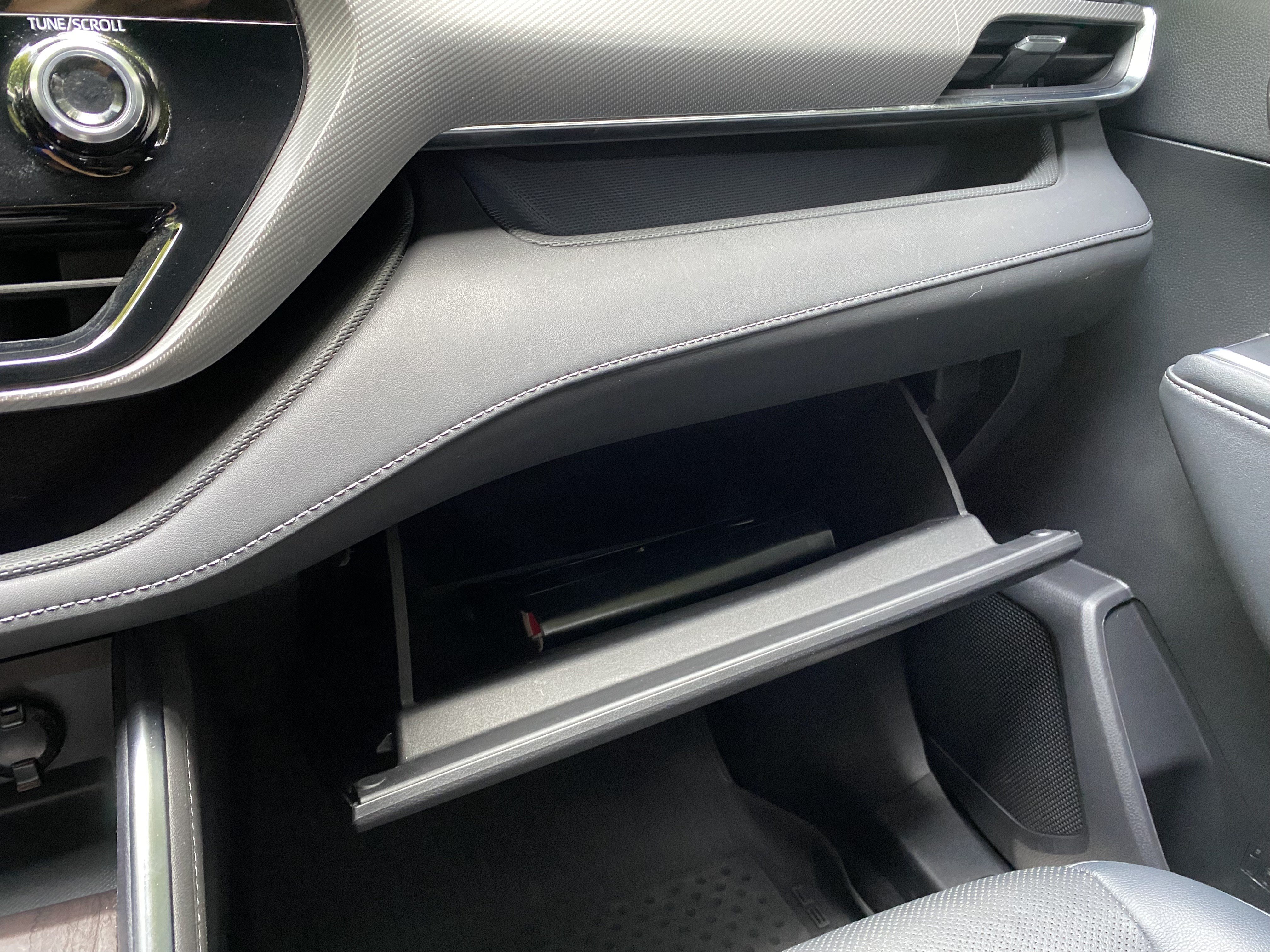 Used 2022 Toyota Highlander Platinum FWD image 32