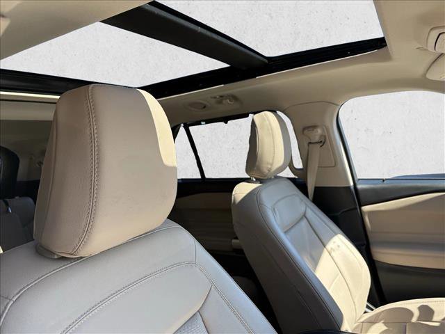 Used 2021 Ford Explorer Limited w/ Equipment Group 301A image 22