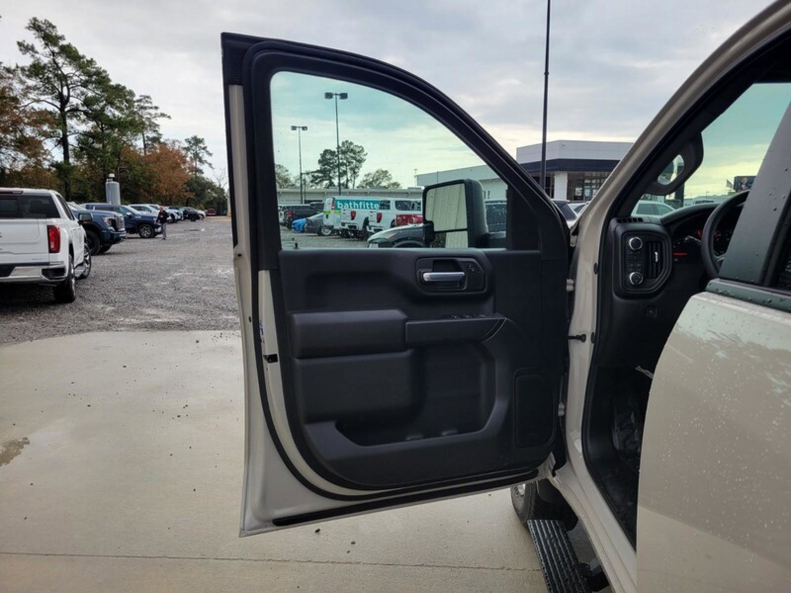 New 2026 GMC Sierra 2500 Pro w/ 1SA Pro Safety Plus Package image 12