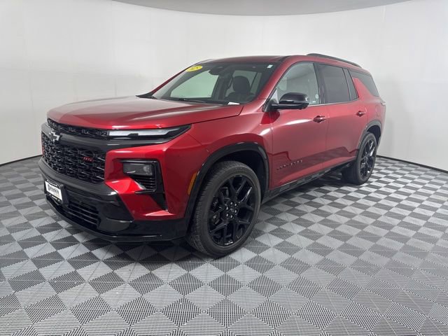 Used 2025 Chevrolet Traverse RS image 7