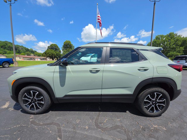 New 2026 Chevrolet TrailBlazer ACTIV w/ Convenience Package AWD/4WD image 2