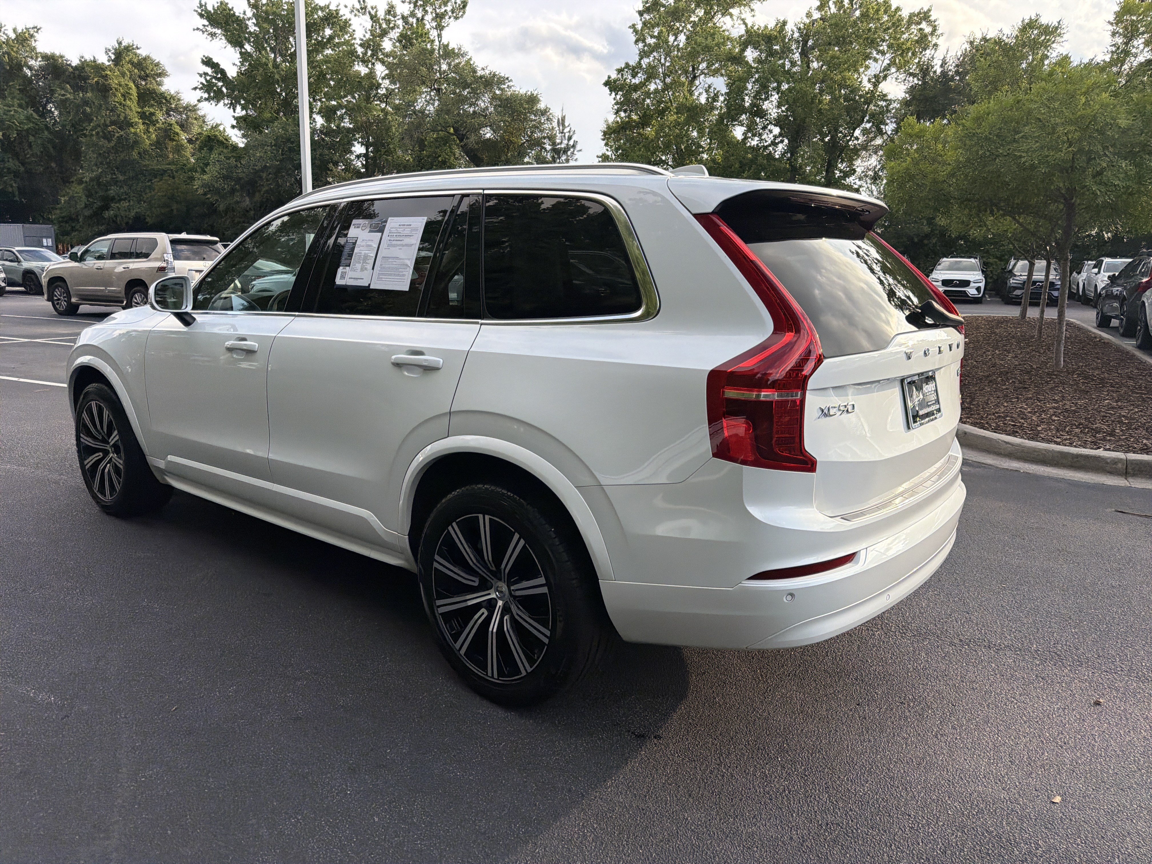 Certified 2023 Volvo XC90 B5 Core w/ Protection Package Premier AWD/4WD image 44