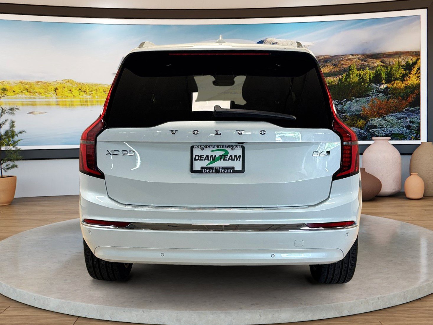 New 2026 Volvo XC90 B6 Plus w/ Protection Package AWD/4WD image 9
