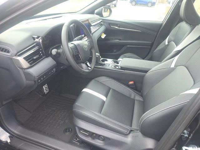 New 2026 Toyota Camry SE FWD image 8