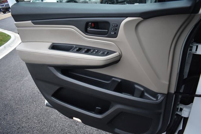 Used 2024 Honda Odyssey EX-L image 33