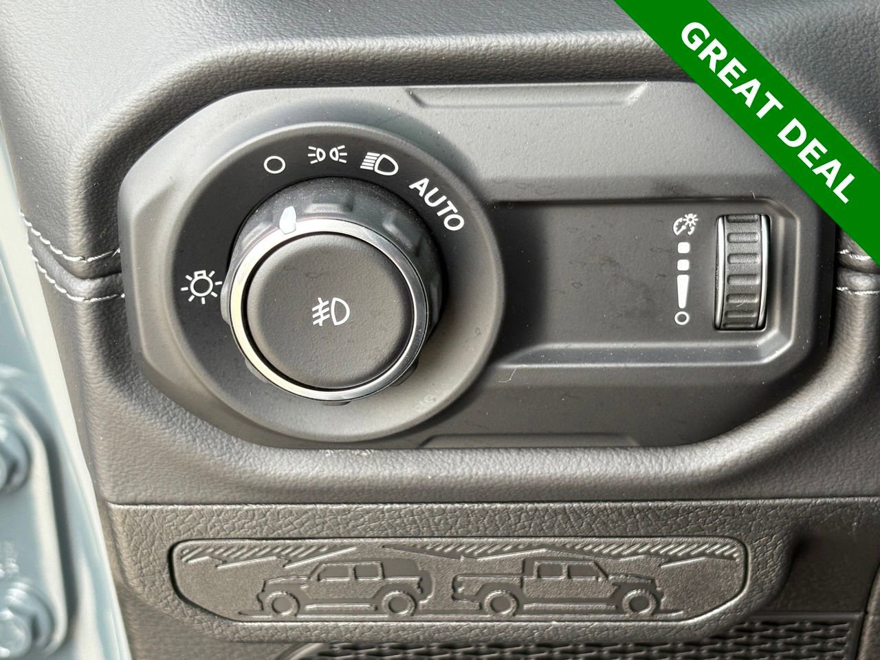 Used 2025 Jeep Wrangler Unlimited Rubicon 392 image 24