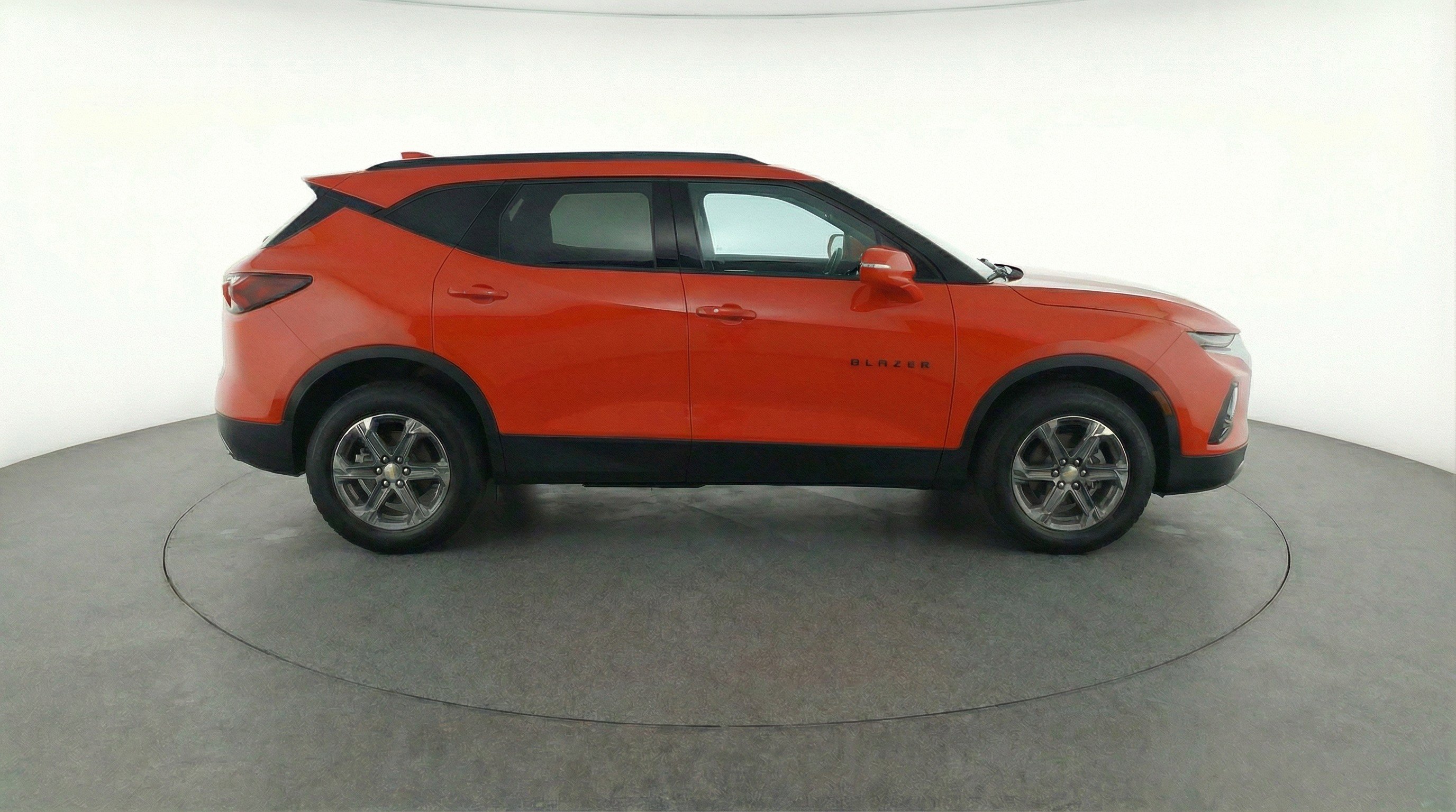 Used 2025 Chevrolet Blazer LT image 11