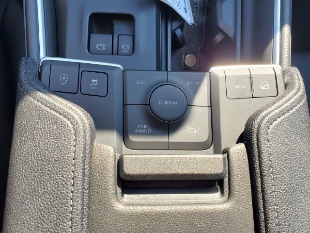 New 2026 Toyota Grand Highlander AWD image 32