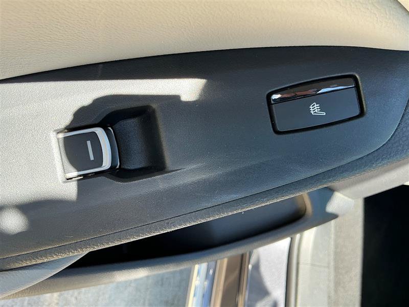 Used 2018 Honda Accord Touring image 27